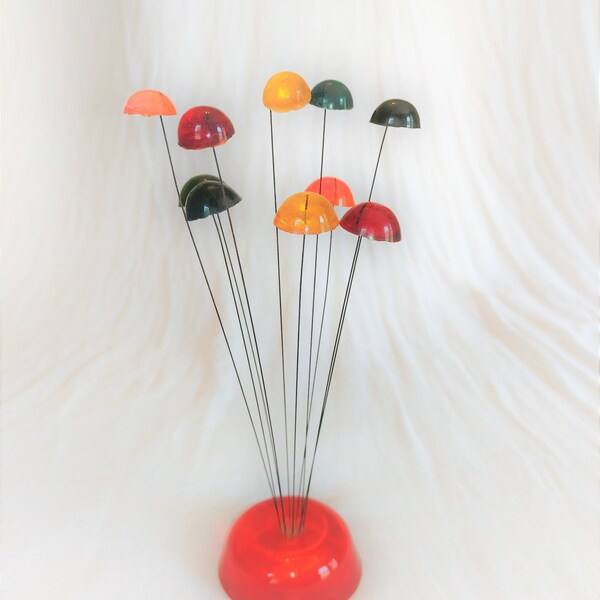 Lucite Acrylic Sputnik Atomic Kinetic Gumdrop Mid-Century Modern 1969 Sculpture