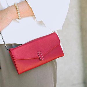 Cartera tipo bandolera de piel de becerro roja para teléfono: iPhone, dinero, monedas, tarjetero
