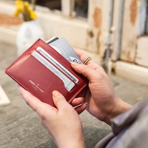 Burgunderfarbene Brieftasche aus echtem Leder für Männer und Frauen