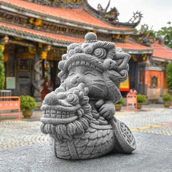 Abundant Prosperity With Lion-dance Cat on Dragon Boat Stone