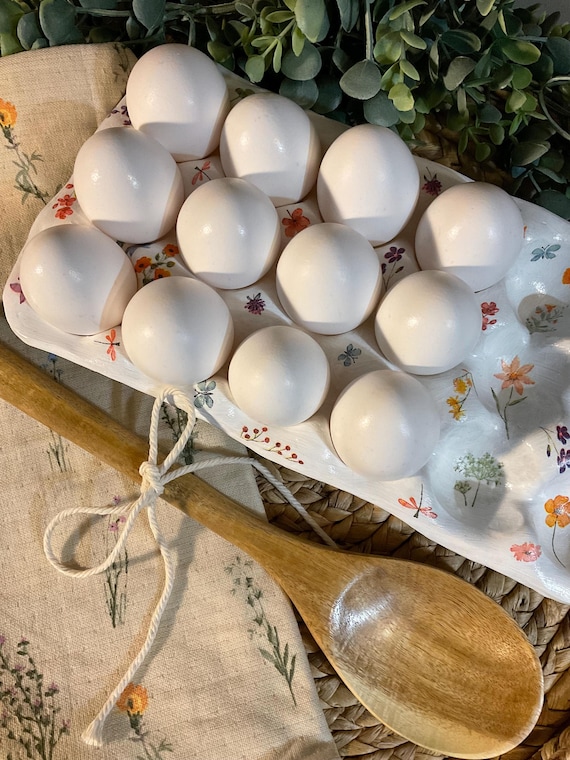 Floral Cottagecore Egg Tray for Eggs | Handmade Farmhouse Egg Holder | Wildflower Kitchen Decor | Rustic Cottage Kitchen Storage