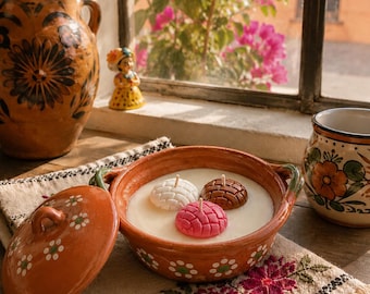 Mexican Pottery Candle with Lid: Coconut Apricot Wax Cazuelita