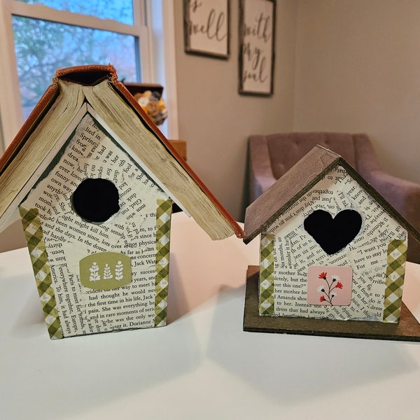 Birdhouse Book Rest