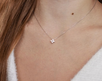 Delicate Flower Necklace | Dainty Silver Necklace | Silver Minimalist Necklace | Stunning Flower Necklace | Made From 925 Sterling Silver