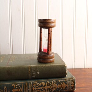 Vintage Wooden Sand Timer with Pink Sand, 3 Minute Egg Timer.