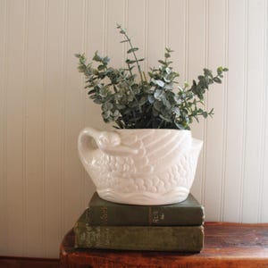 Vintage White Sleeping Swan Planter, Ceramic Cachepot, Indoor Planter.