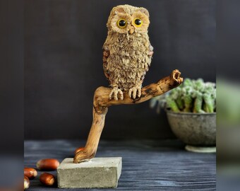 Handmade paper mache owl sculpture for home and office decoration, Cute decorative owl ornament object for preppy room desk