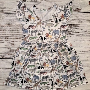 Dresses with animals on them online