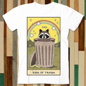 King Of Trash Raccoon Tarot Card T-shirt adulte unisexe hommes femmes T-shirt design rétro haut vintage A4716