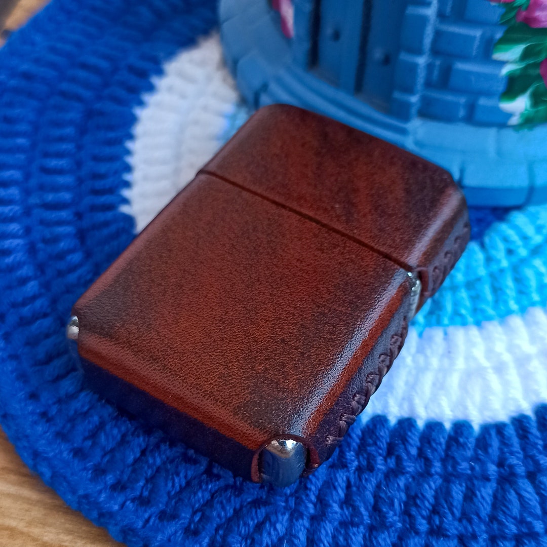 Custom Leather Zippo Lighter Case Ideal Gift for Dad & Men. Stylish and