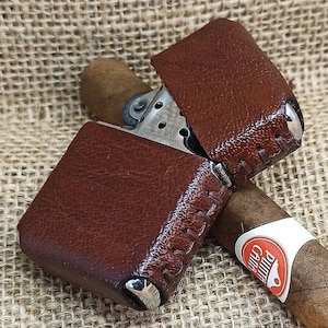 Leather Zippo Lighter Case - Handcrafted Genuine Leather Sleeve for Classic Zippo, Custom Lighter Pouch, Gift for Him