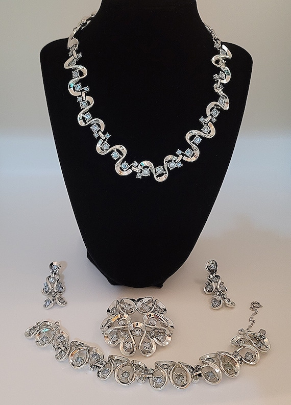 CORO PARURE  SET - Blue Rhinestones- Marked