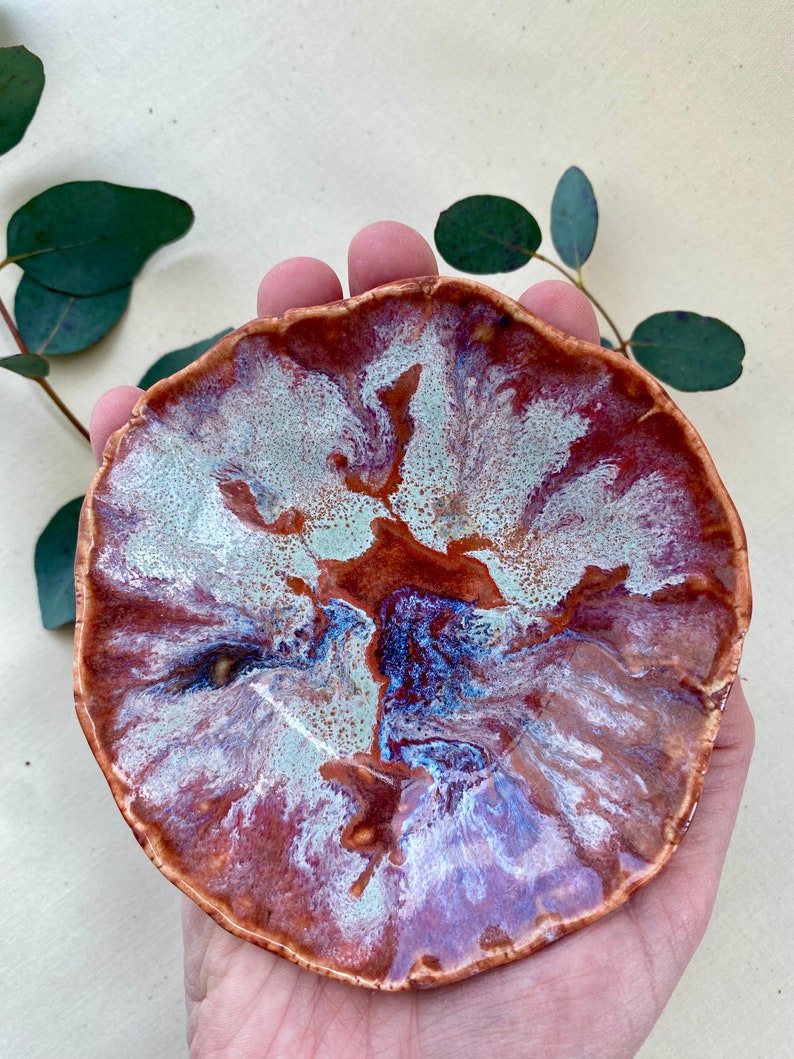 Tiny rusty red marbled dish single. Jewellery dish, gift for mum, gift for teenage girl, thank you gift, wedding gift image 2