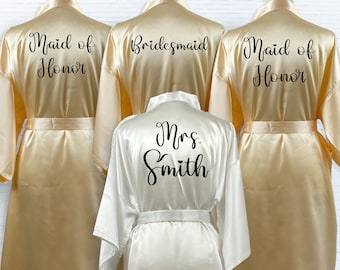 Personalized Bride And Bridesmaid Robe, Bridesmaid Robes, Bridal Party Robes, Bridal Gifts, Bachelorette Party Gifts, Maid Of Honor Gifts