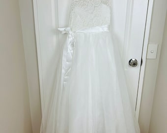 Flower girl white dress, Maxi dress, Kids dress, Lace and tulle dress, White dress