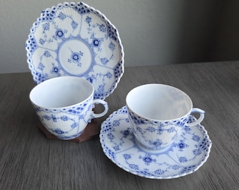 ロイヤルコペンハーゲン ブルーフルーテッド プレーン #32 ミニチュア