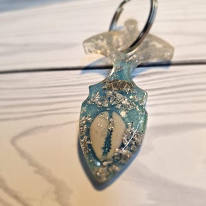 Resin Keychain (Blue/Shell)