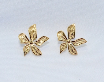 18K Gold Plated Flower Stud - Tarnish-Free
