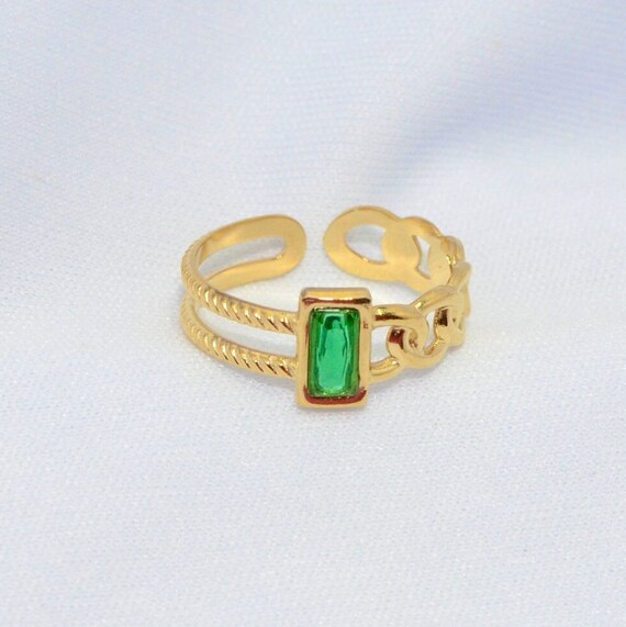 18k Gold-plated Unique Emerald Green Ring Resizable and  display picture 1