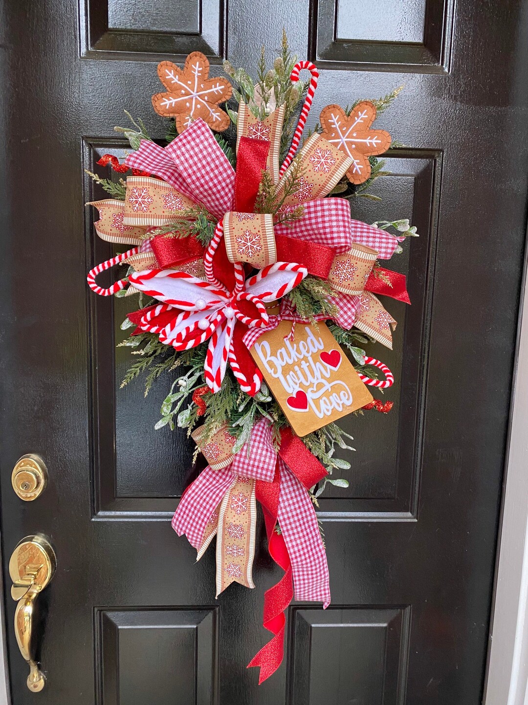 Very Popular Front Door Christmas Swag. Gingerbread and Snowflake Themed Wreath Swag. Outdoor