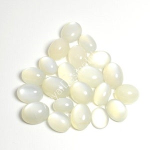 Natural White Moonstone – 8mm Round Cabochon – AAA Grade – Loose Gemstone