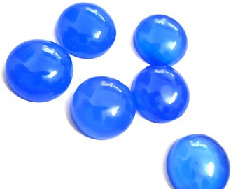 Kaboszon z niebieskiego chalcedonu, okrągły, kalibrowany kamień szlachetny (5-20 mm)