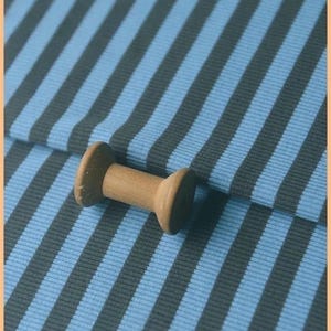 Randigt stickat tyg, stretchtyg, mjukt tyg, sofftyg, stickat tyg, randigt tyg, klänningstyg, tyg på 1/2 yard, klädtyg bild 11