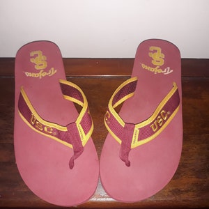 Vintage authentic USC Trojan sandle/shower shoes