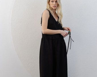 Loose fit maxi open back linen dress in black Lila