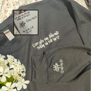 Sweat-shirt personnalisé brodé à la main, chemise brodée à message pour couple, cadeau de Noël pour papa, cadeau mari d'une femme, chemise à message