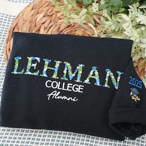 Sudadera con bordado floral personalizado - Regalo para el Día del Exalumno - Sudadera con capucha floral personalizada para la universidad - Regalo para hermandades para el regreso a clases