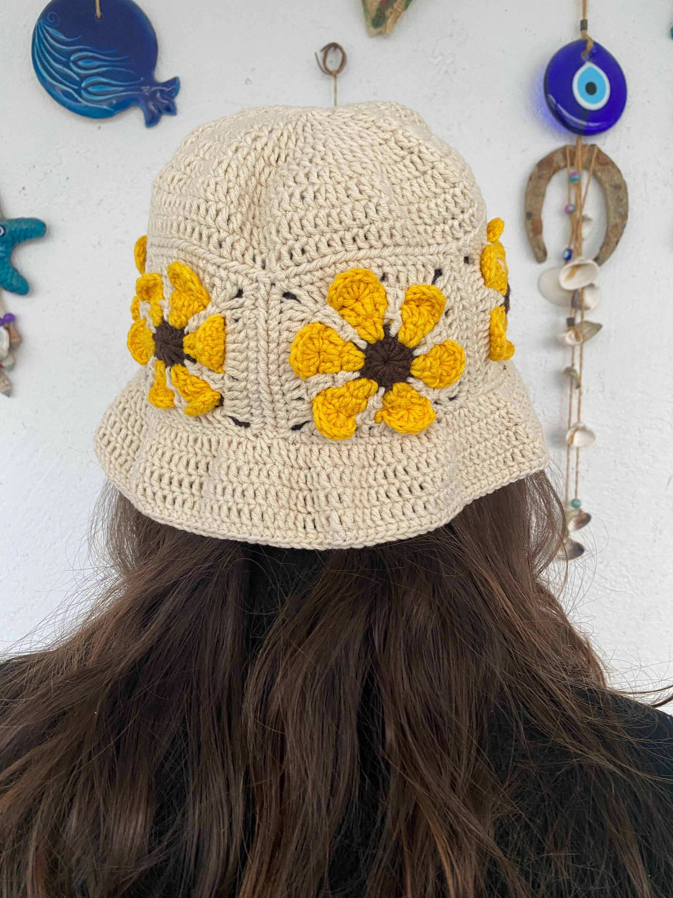 Crochet Daisy Hat, Crocheted Flower Bucket Hat,winter Hat Crochet Daisy Hat, Crocheted Flower Bucket Hat,winter Hat
