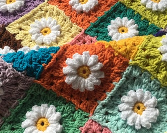Handmade Daisy Blanket, Granny Square Afghan Bedspread, Knitted Colorful Daisy Throw, Sofa Blanket, Mother Day Gift
