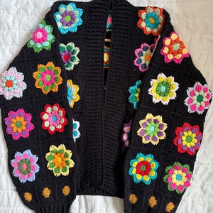Cárdigan de ganchillo morado con flores 3D, chaqueta colorida, jersey hecho a mano, suéter de punto, cárdigan bohemio, suéter de punto estilo cottagecore de ganchillo imagen 14