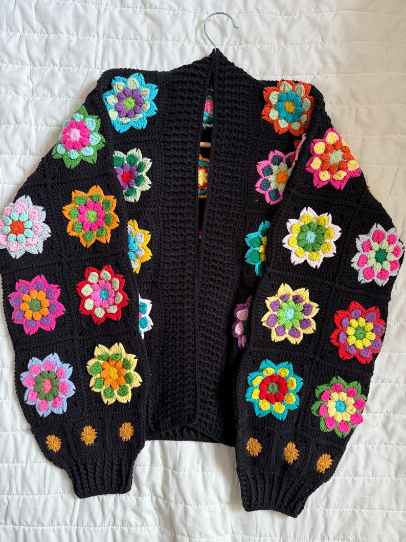 Cárdigan de ganchillo morado con flores 3D, chaqueta colorida, jersey hecho a mano, suéter de punto, cárdigan bohemio, suéter de punto estilo cottagecore de ganchillo imagen 14