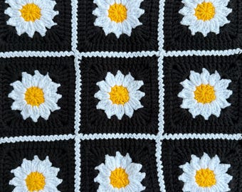 Crochet Daisy Blanket,Black Crocted Blanket,Cotton Throw,Granny Square Afghan, Knit Daisy Sofa Blanket, Mother's Day Gift,Gift for Wife
