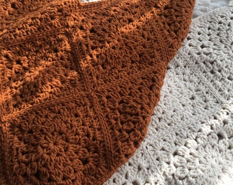 Crochet Shoulder Bag ,Handmade Boho Bag, Women Tote Bag, Crochet Beige Purse, Granny Square Shoulder Bag, Gift for Her, Knitted Tote Bag