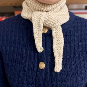 Sophie Scarf,Wool Knit Neck Scarf,Small Skinny Neckerchief,Warm Winter Accessories,Handknit Soft Scarves,Handmade Gift,Gift for Girlfriend
