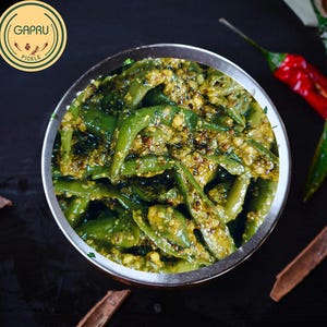 Green Chilli Pickle Homemade Fresh Green Chilli/Harimirch Ka Aachar(400G) - Mother’s Recipe | Organic North Indian Pickle  |Home Made Achaar
