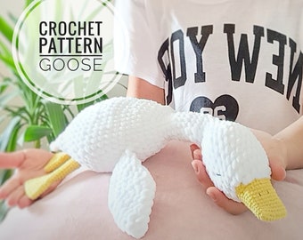 Goose Amigurumi Crochet Pattern: Plush Bird Toy (PDF Pattern)