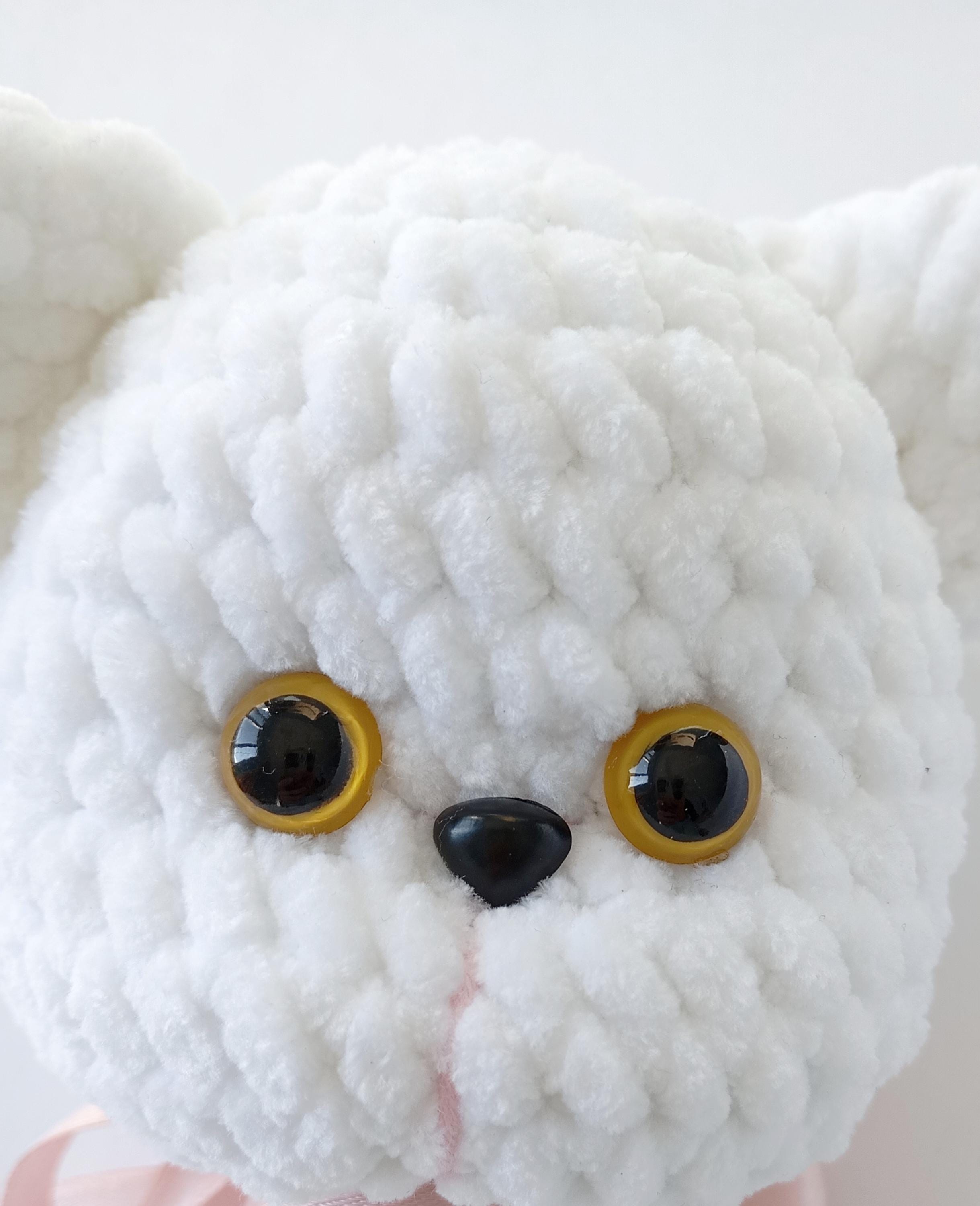 猫の編みぐるみかぎ針編みパターン：白い子猫のぬいぐるみ（PDF