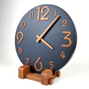 Reloj de pared minimalista de madera: decoración moderna para el hogar (31 cm)