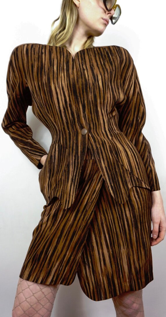 1980s Thierry Mugler Animal Print 2-Piece Skirt S… - image 2