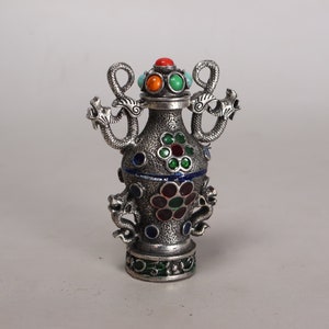 Chinese antique, uniquely designed, snuff bottle, worth collecting and using, exquisite alloy snuff bottle, K1533