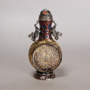 Chinese antique, uniquely designed, snuff bottle, worth collecting and using, exquisite alloy snuff bottle,K1532