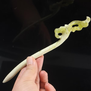 Magnifique épingle à cheveux en jade à crête, épingle à cheveux en jade Xiu naturel, bâton à cheveux en jade sculpté à la main en forme de fleur, cadeau pour elle K1817