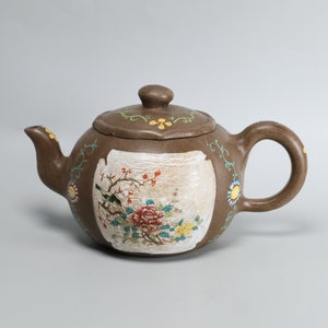 Antiques Chinese Yixing Zisha Teapot , Purple clay pot K643