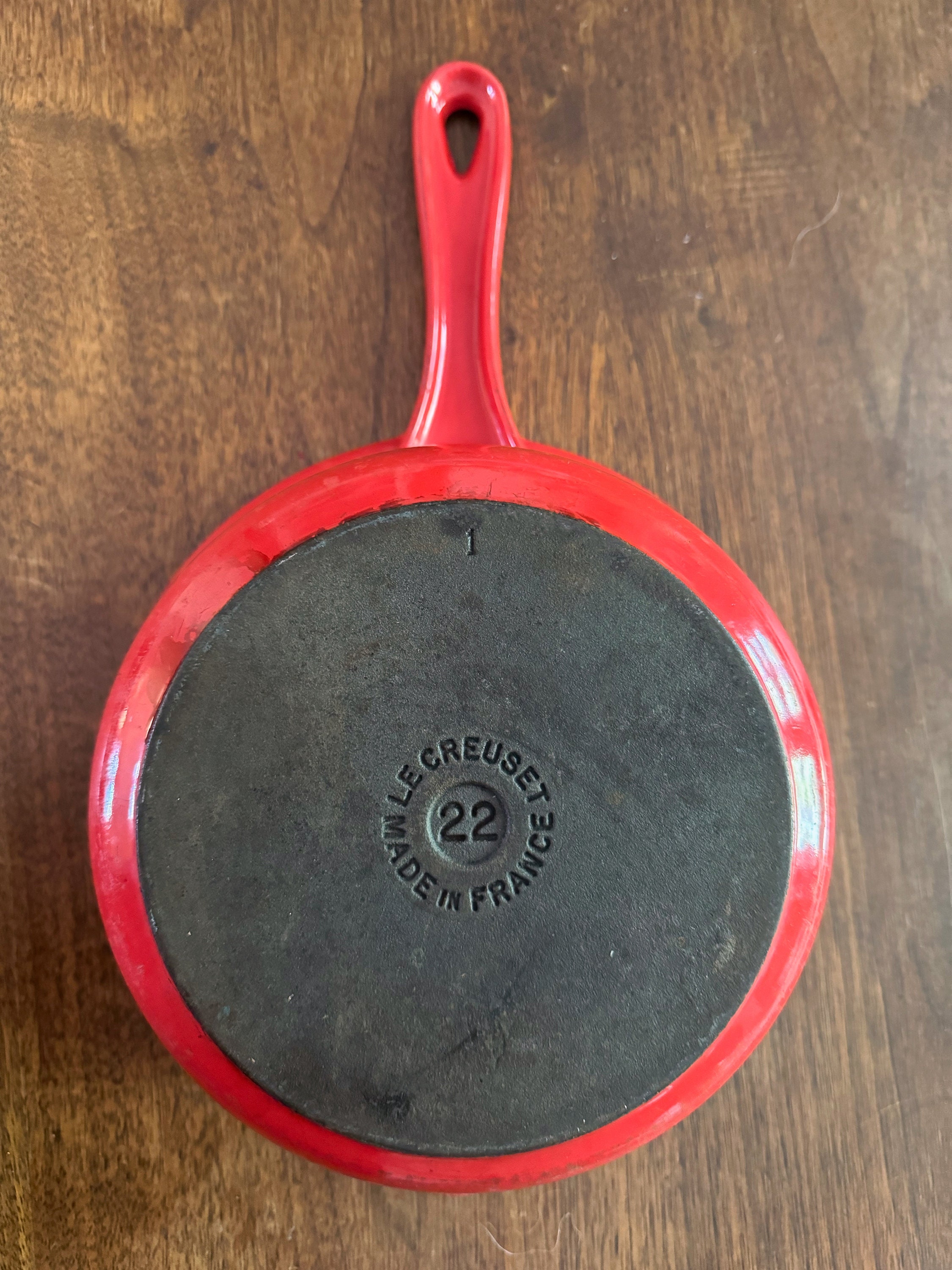 ヴィンテージ　ル・クルーゼ　22 フランス Vintage Le Creuset Red Enamel Cast Iron Saucepan - France #22 - Etsy