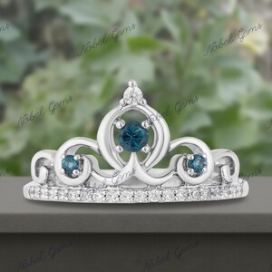 Verzauberte Disney Fine Jewelry Massiv 925 Sterling Silber Diamant und Blautopas Cinderella Tiara Ring, Jubiläumsgeschenk für sie, vorschlagen Ring