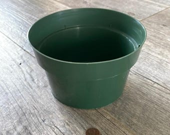 6” round green plastic bulb pan, for growing orchids, succulents and tropical plants